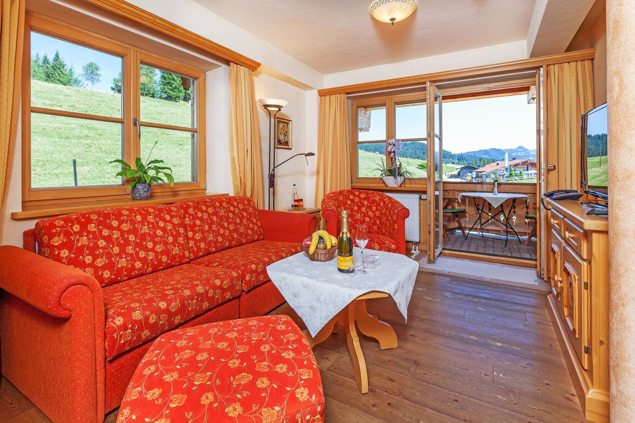 Hotel Winklmoos Sonnenalm à Reit im Winkl Extérieur photo